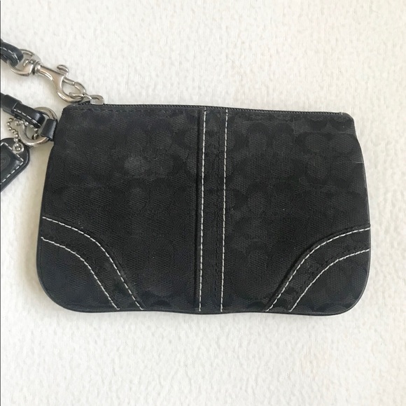 Coach wristlet - Picture 2 of 4